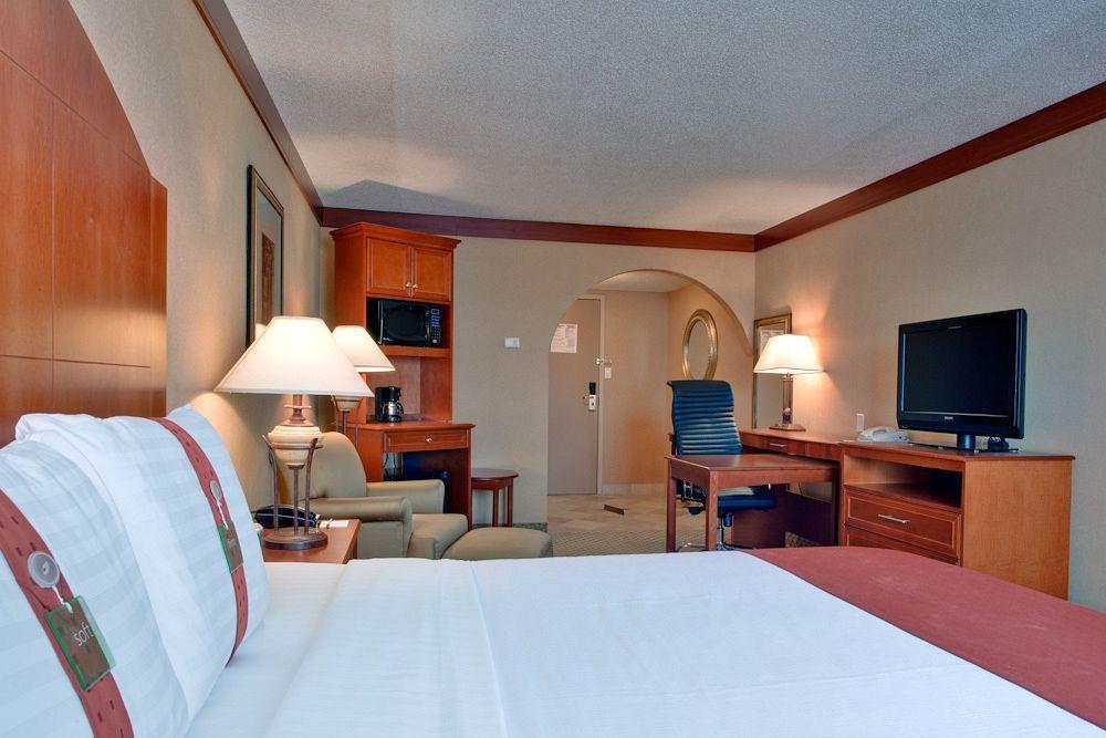 By Ihg Sudbury